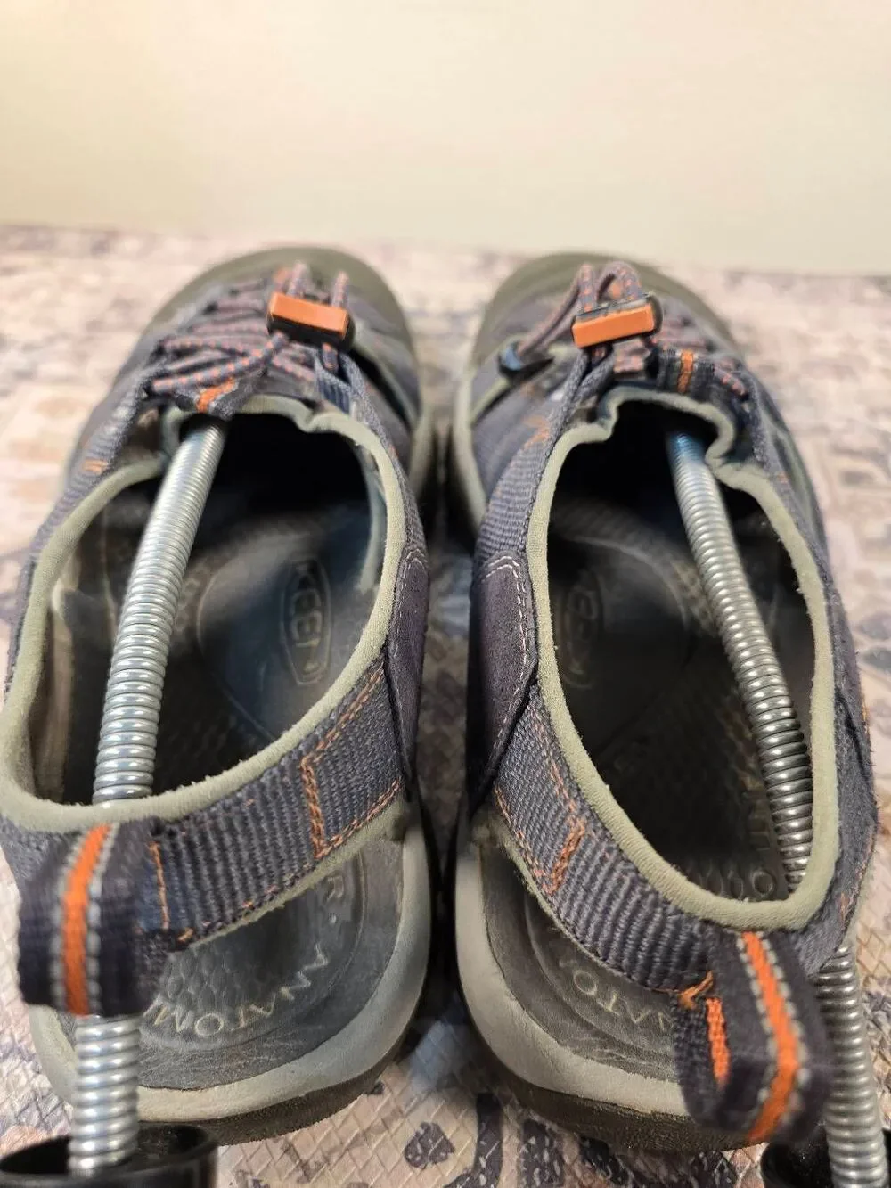 Keen Newport H2 Hiking Trail Shoe Closed Toe Blue 10.5 Fisherman Sandals